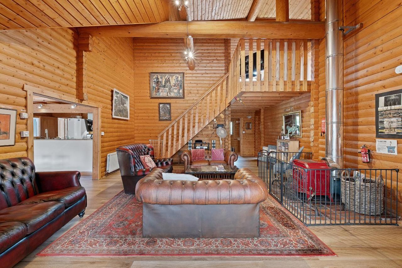 Villa Finest Retreats - The Logs Fort William Esterno foto