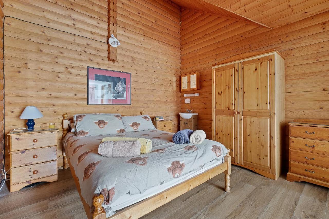 Villa Finest Retreats - The Logs Fort William Esterno foto